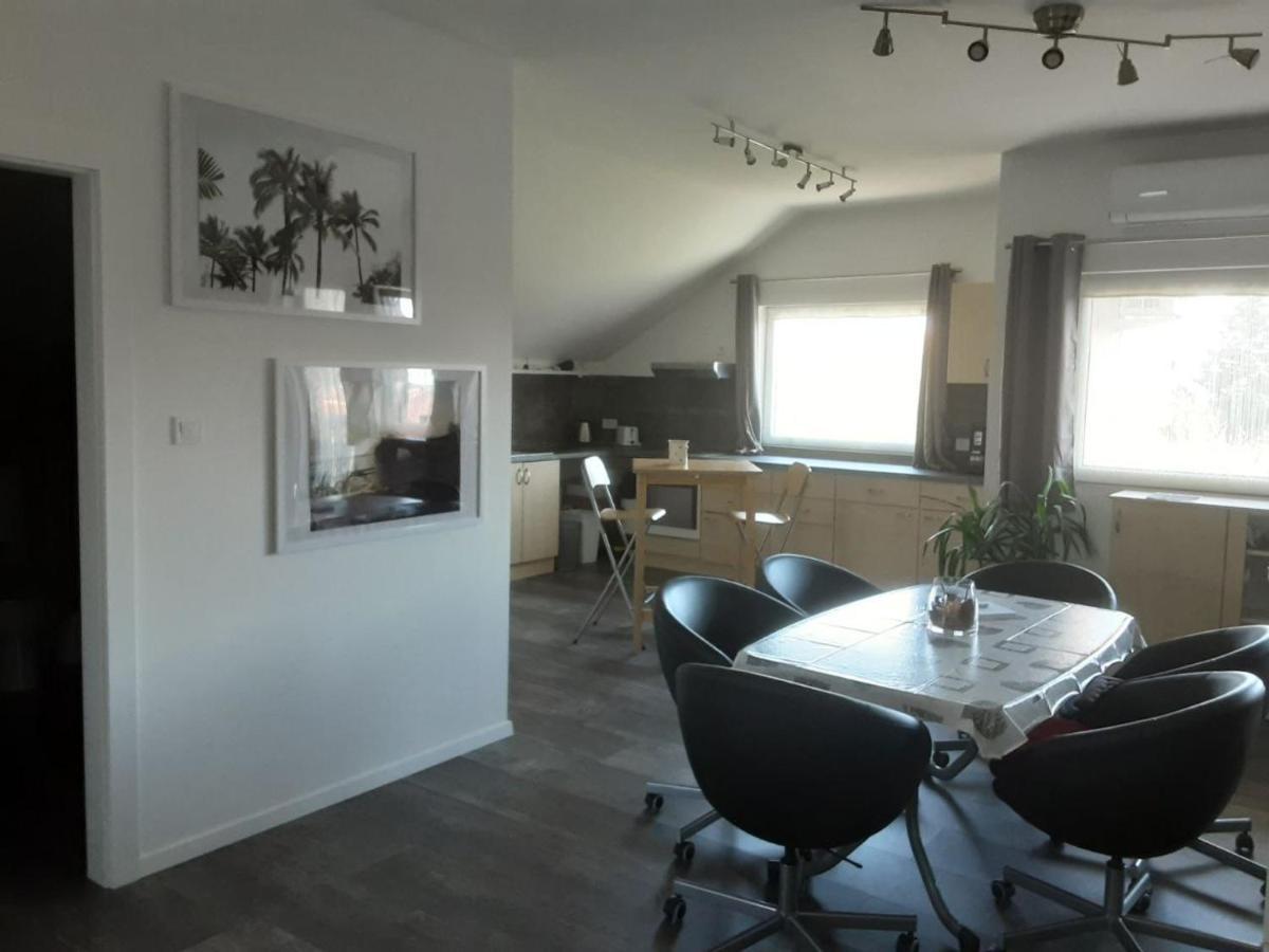 Appartement Andrea Galambok Esterno foto